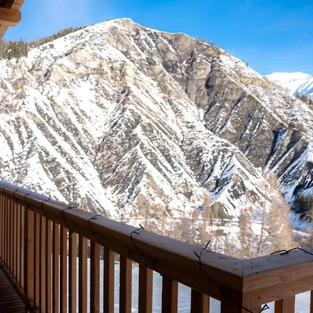1480 Chalet