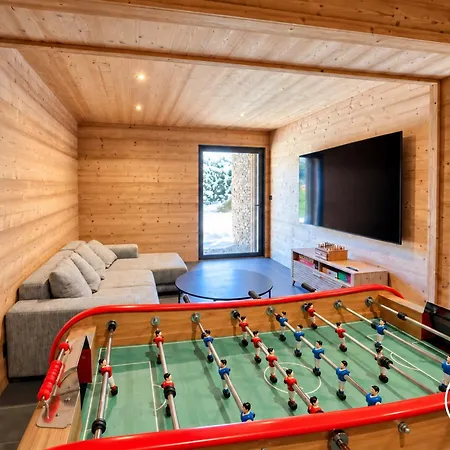 1480 Chalet